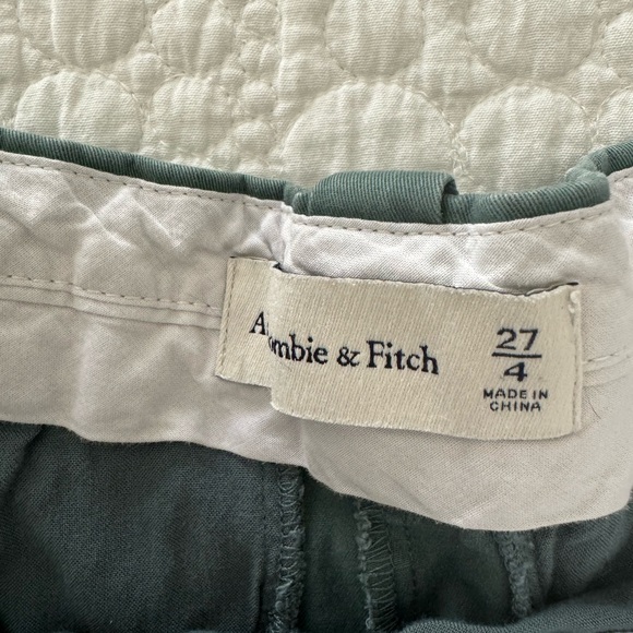 Abercrombie Twill Pleated Ultra Wide Leg Pant (size 27, color: green) - Picture 3 of 5